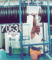 sri-chinmoy-7000lbs-lift